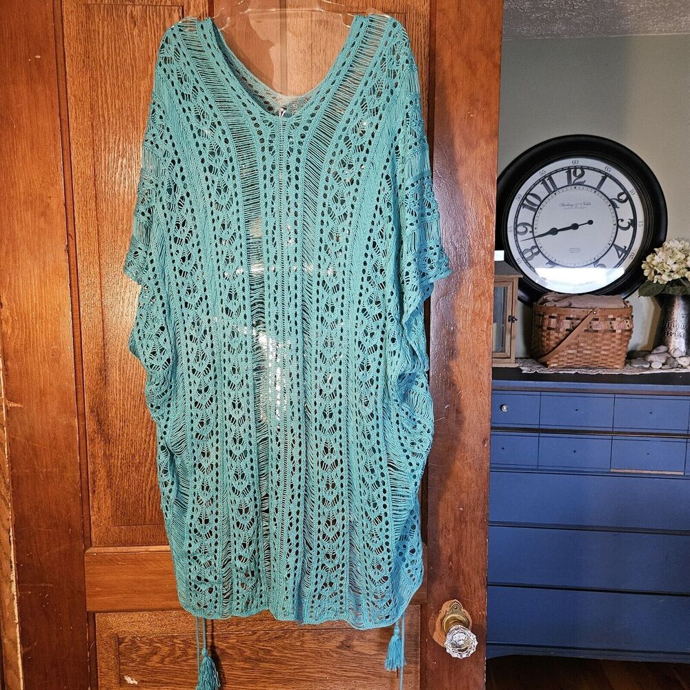 Women's One Size Boho Turquoise Crochet Poncho Vest | One Size Beach Cover-Up - Picture 3 of 5